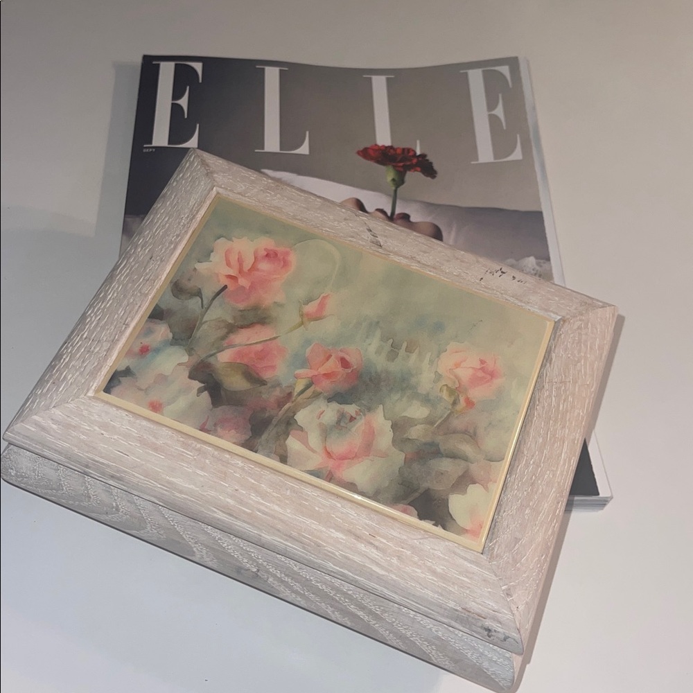 Floral Art in Wooden Jewerly musical box   Lara’s Theme